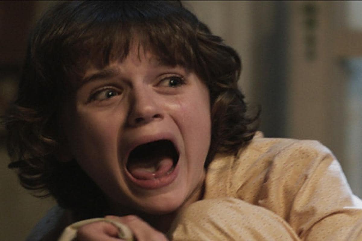 The Conjuring 13 Behind The Bedroom Door Scene